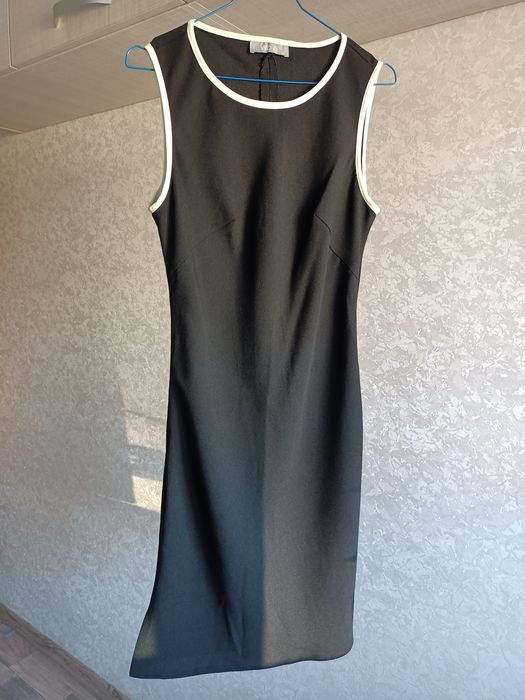 Rochie si tunica Wallis triplu voal