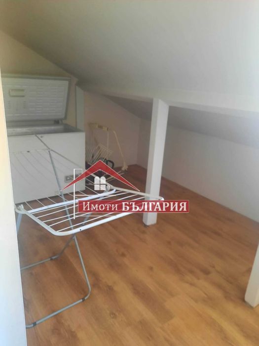 Къща на три етажа + Гараж в гр. Карлово