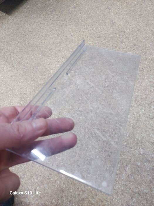 Продам полочки для эконом панелей