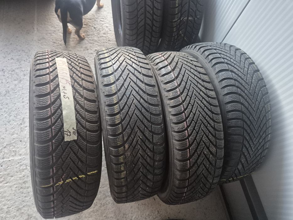 Vând cauciucuri 195/65/15 M+S set complet  //Pirelli// imp Germania