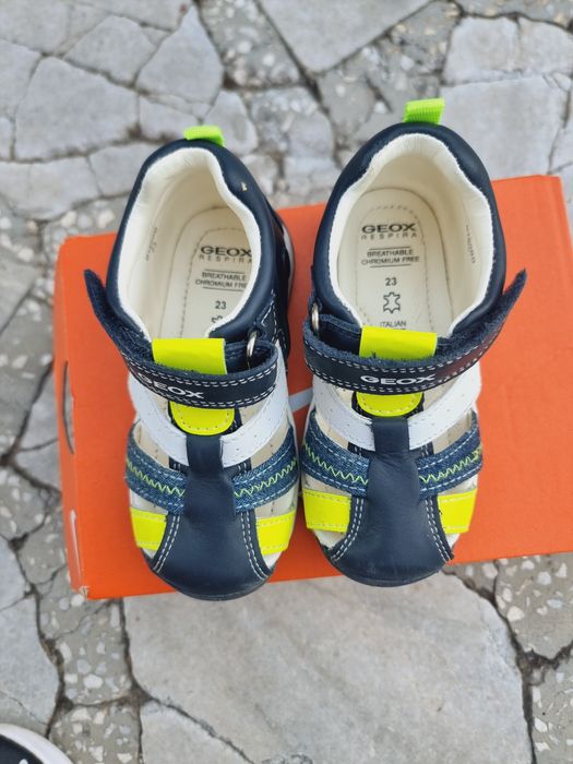Детски сандали Geox