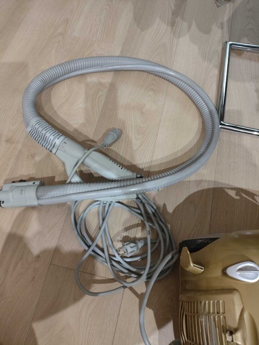 Прахосмукачка Tuttoluxo 6S