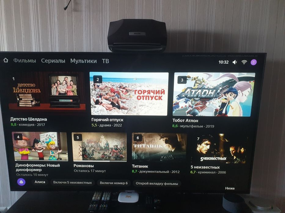 Продам яндекс станцию макс.