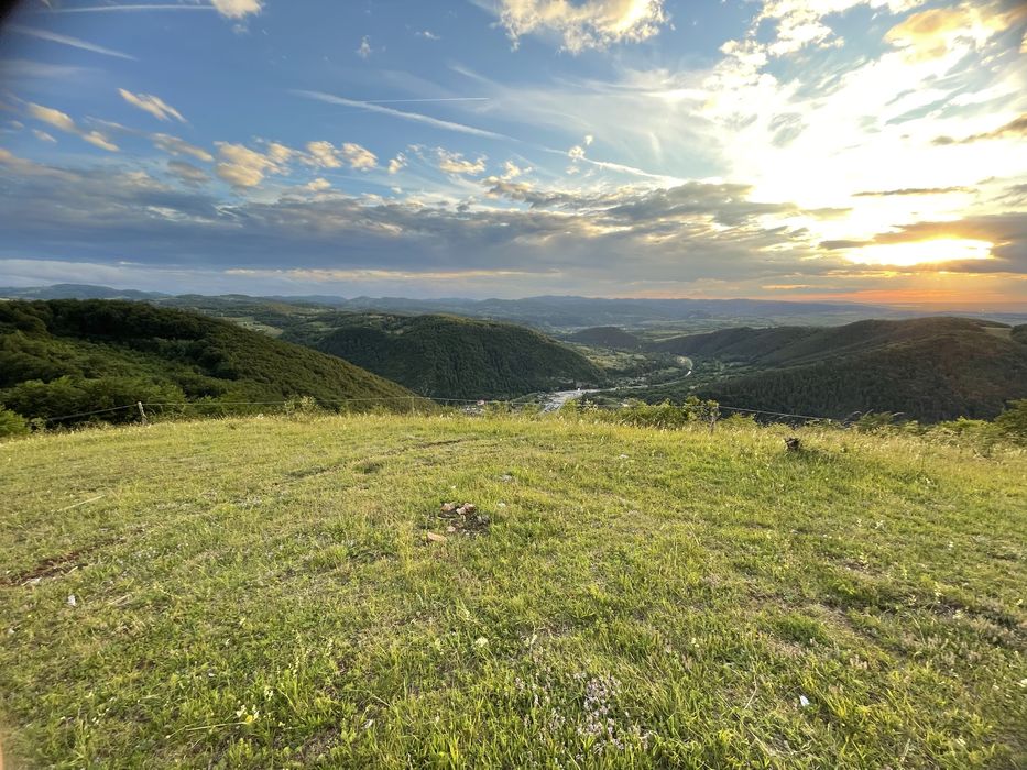 Teren de închiriat pentru camping