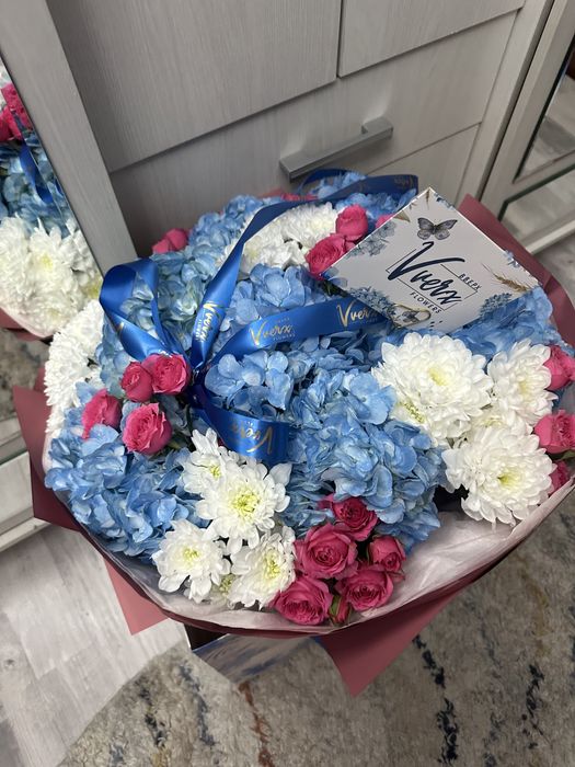 Цветы от vverx привезли только что!