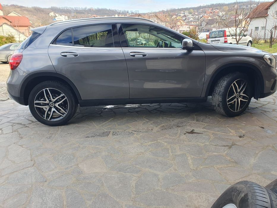 Mercedes-Benz GLA Mercedes-Benz GLA 200 d 4MATIC Xenon