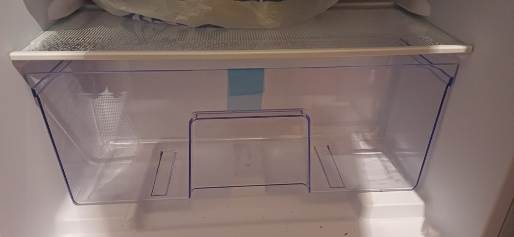 Продам новый холодильник
