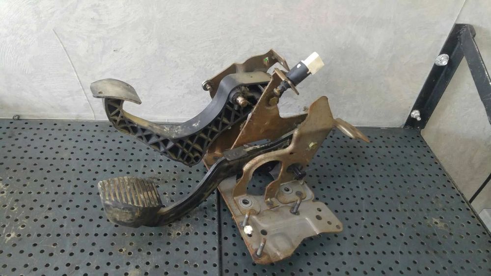 Ansamblu pedalier 1.6 hdi peugeot 307 sw 9650774380