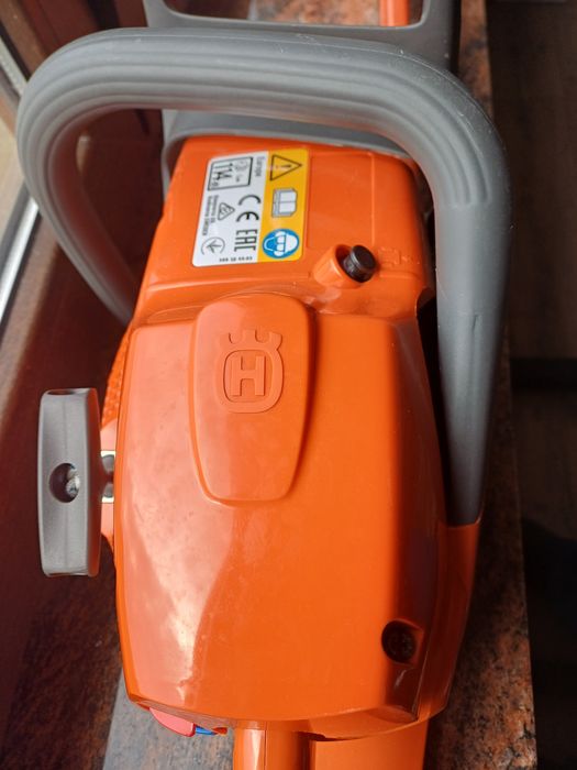 Husqvarna 455 si Stihl ms 251 C-BE