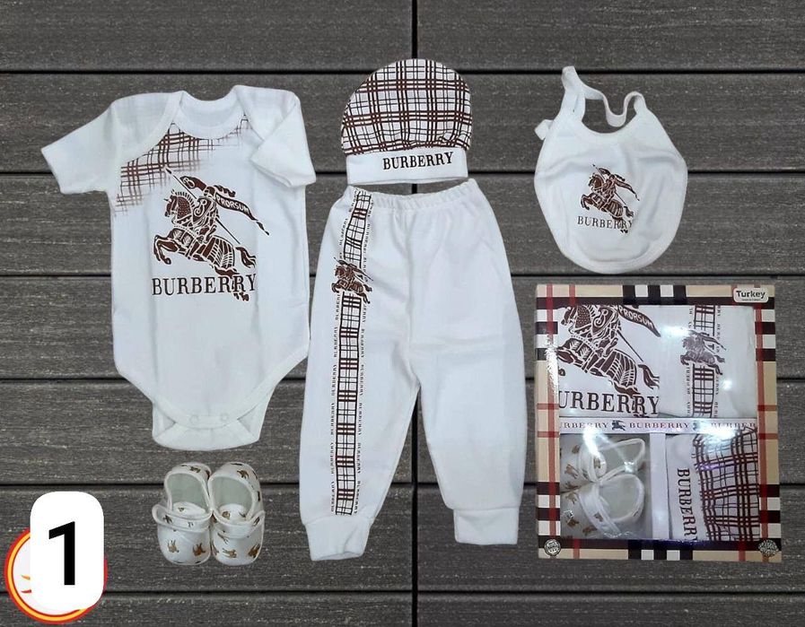 Seturi bebe unisex bumbac 0_6 luni