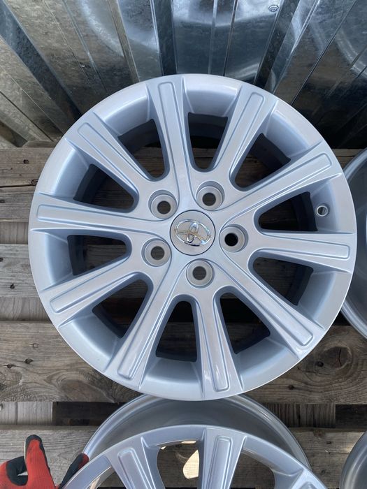 16 цола 5 х 114.3 мм Тойота , Toyota Auris , Аурис , Приус