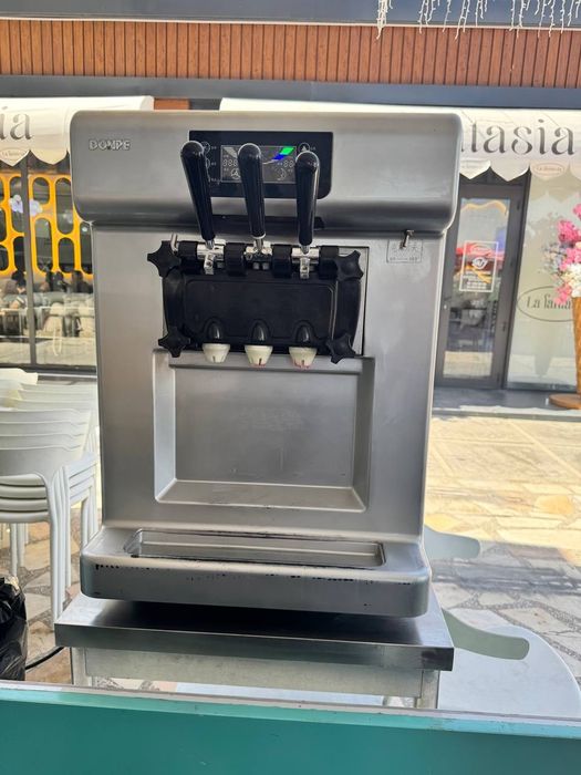 Frezer sotiladi 220
