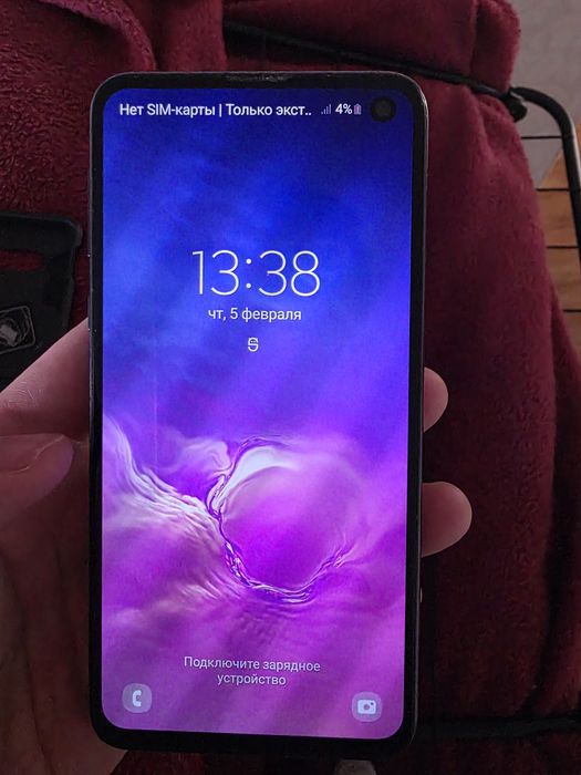 Продам Samsung s10e