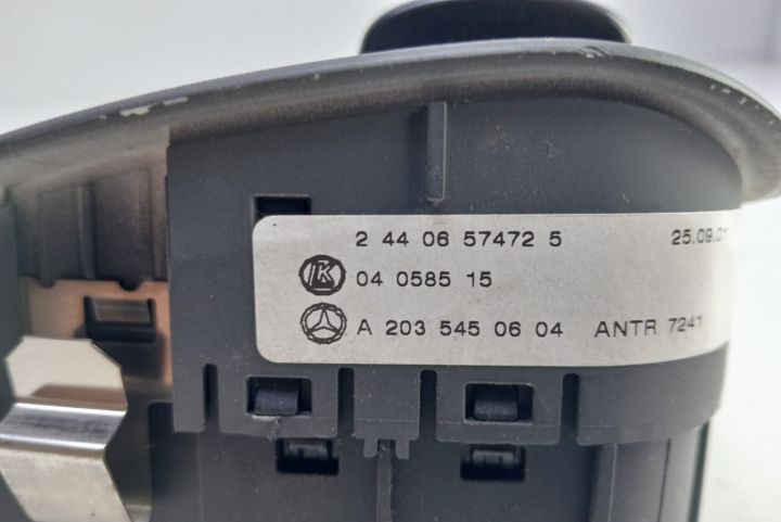 Bloc lumini A2035450604 Mercedes-Benz C-Class W203