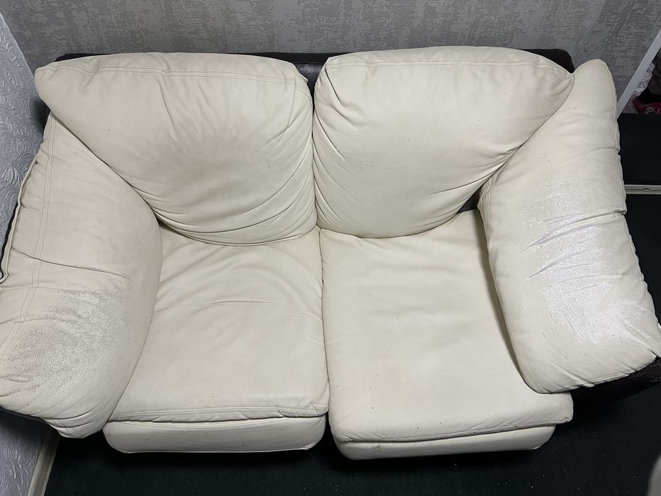 Диван, двухместный