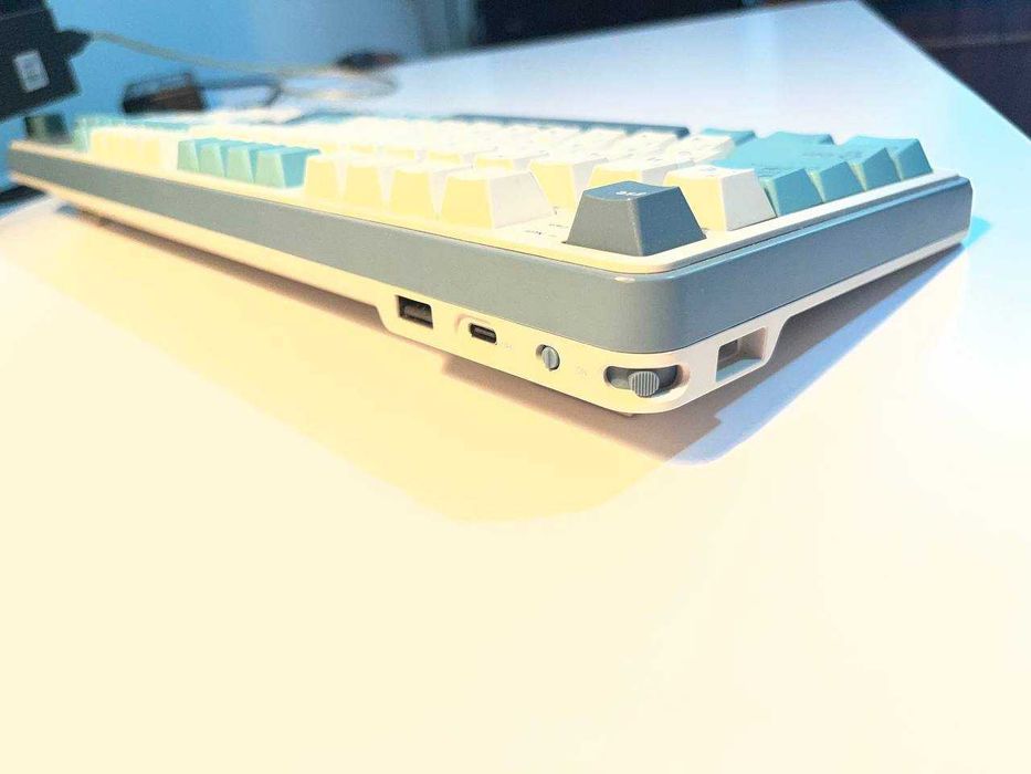 Механическая клавиатура Royal Kludge S98. (Cream-Switch)