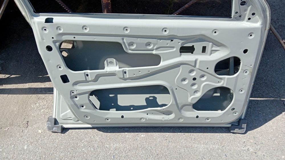 Нексия. Запчасти на Нексию. Дверь на Нексию. Новая. Левая. Водительска