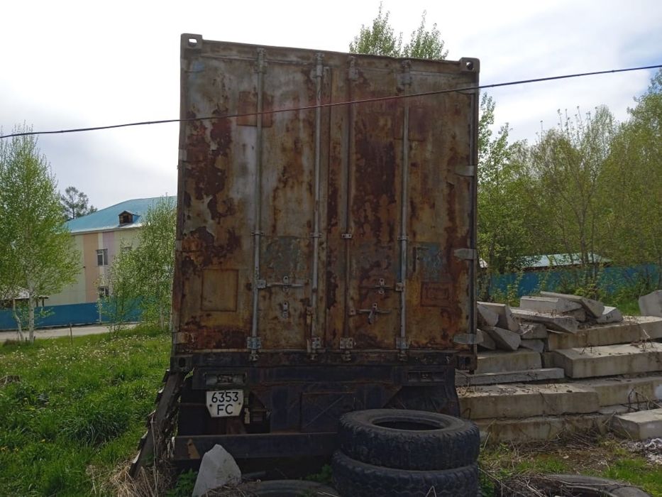 Продам  контейнер железный прочный