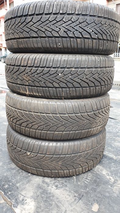 Гуми 215 60 17 семперит