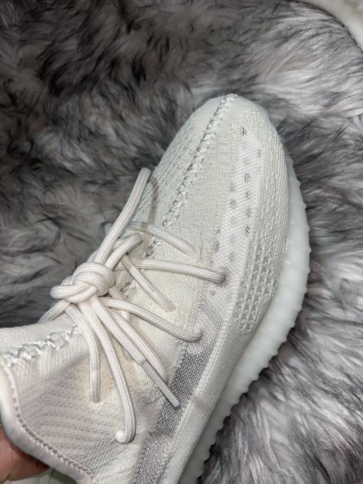 Yeezy 350 “Bone”