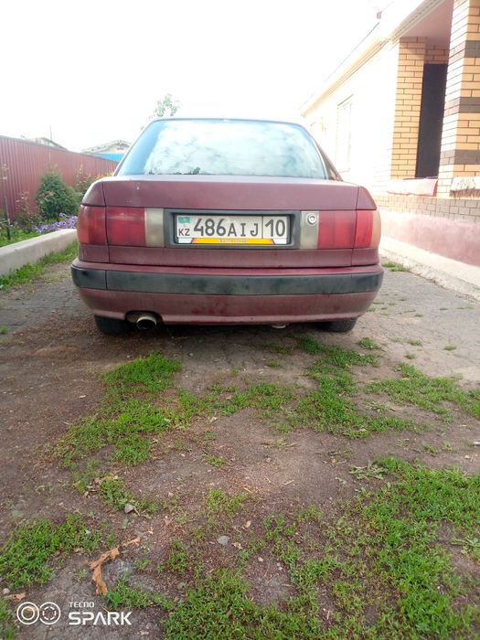 Продам обмен Ауди Б4 на полном ходу