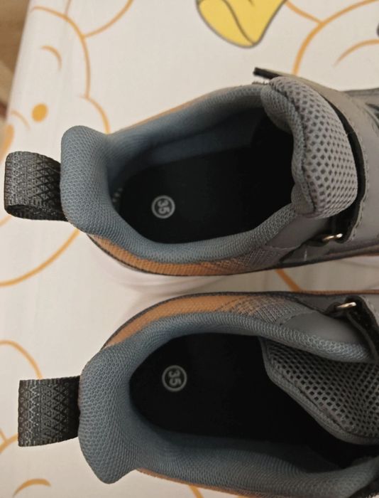 Adidași noi băieți 35