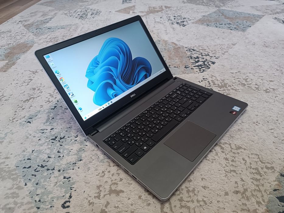 Мощный core i7, с SSD, Full HD ноутбук