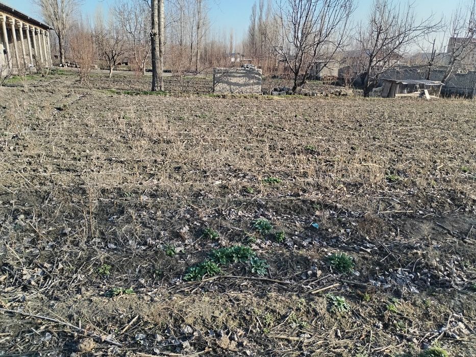 Yer sotiladi Uchastka