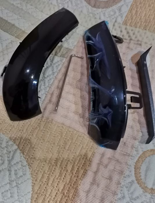 Динамични мигачи странични огледала