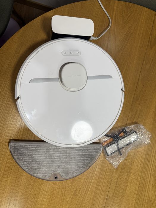 Пряхосмукачка робот Xiaomi Dreame D9