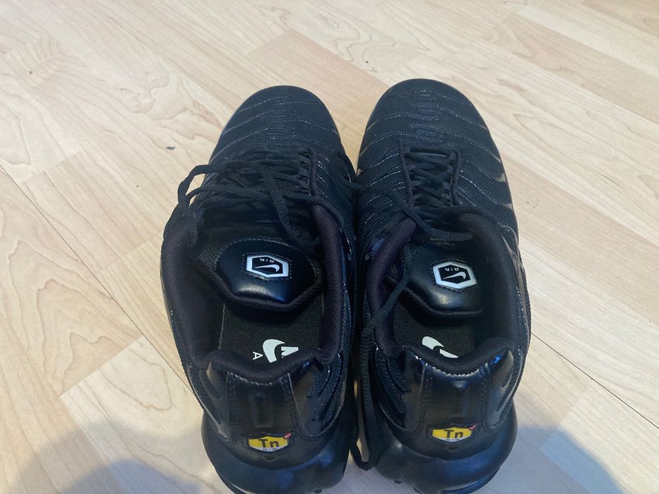 Черни TN 46 номер перфектно състояние