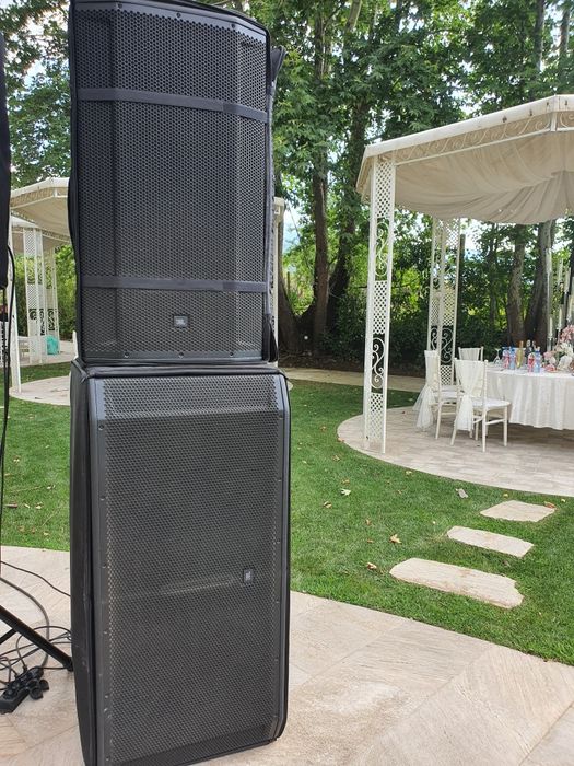 Активни тонколони JBL