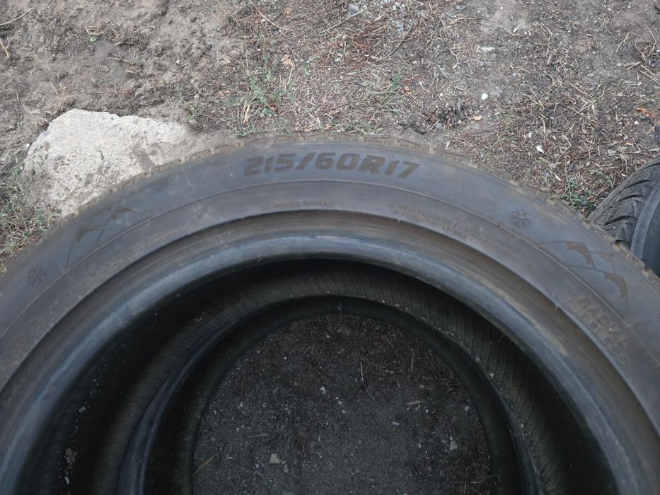 Продам шины 215/60 R17