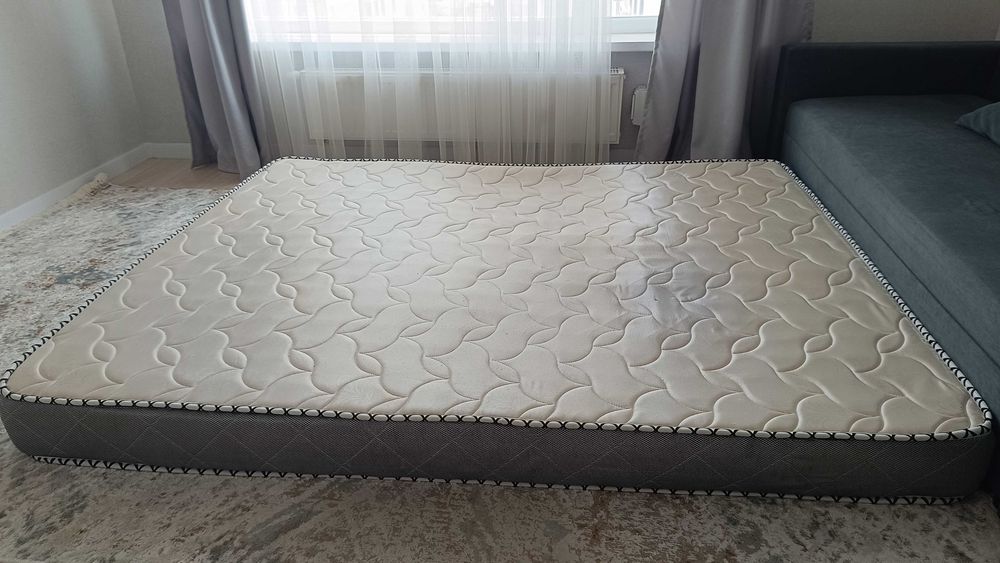 Отдам матрас бесплатно