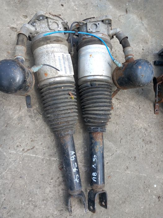 Perne aer spate Audi A8 d3