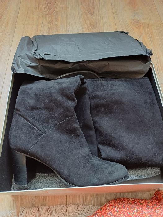 Продается зимние сапоги