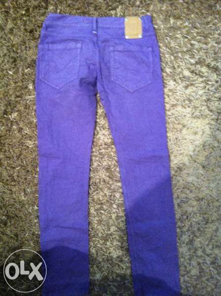 Продавам дамски дънки и дънков панталон Vitamina jeans. Made in italy