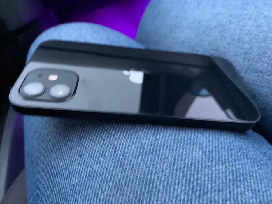 Vand iphone 12 , stare bună de functionare !