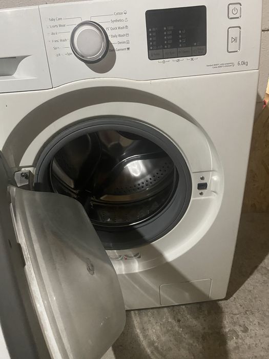 De vinzare masina de spalat 6 kg