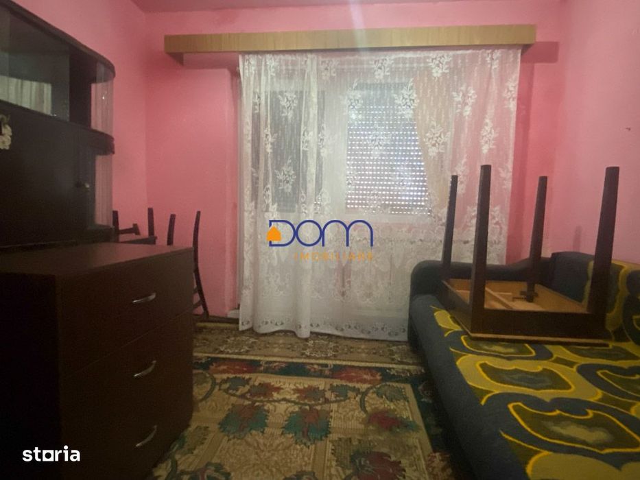 Apartament 4 camere decomandat, Pipirig