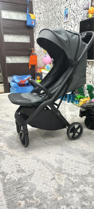 Продам детскую коляску