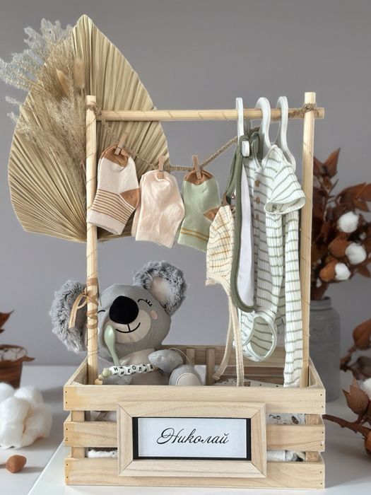 Торти от памперси и бебешки гардеробчета