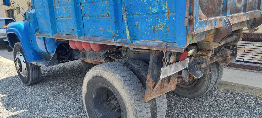 Zil sotiladi / Продаётся зил