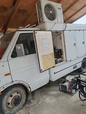 vand iveco frigorific
