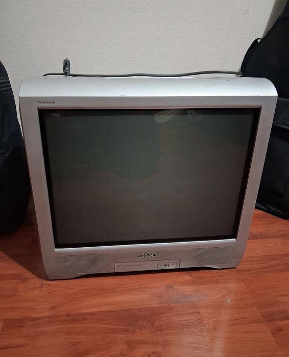 ЭЛТ телевизор Sony Trinitron KV-BT21M80