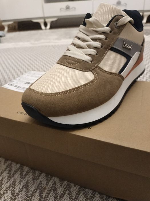 Кроссовки мужские