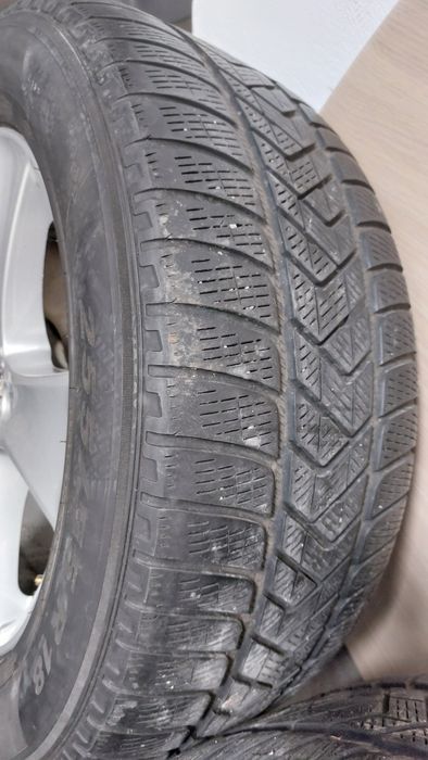 Roti de iarnă 255 55 18 BMW X5