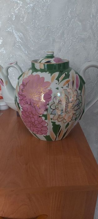 Посуда чайник продам