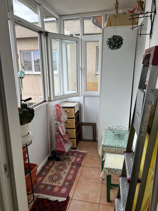 Apartament decomandat Rovine