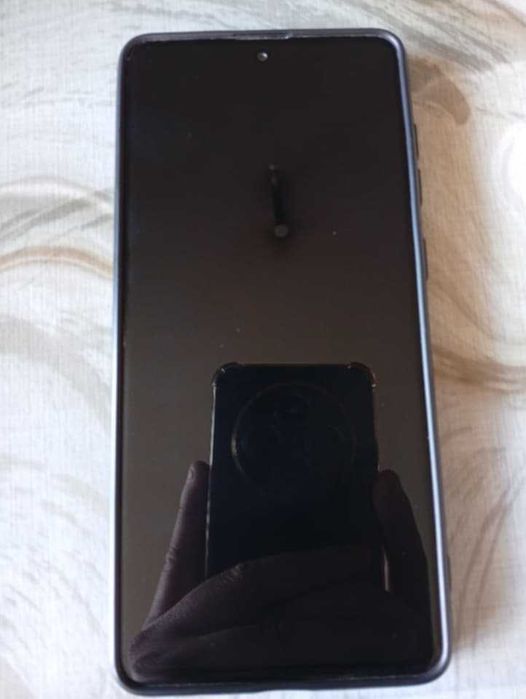 продавам телефон